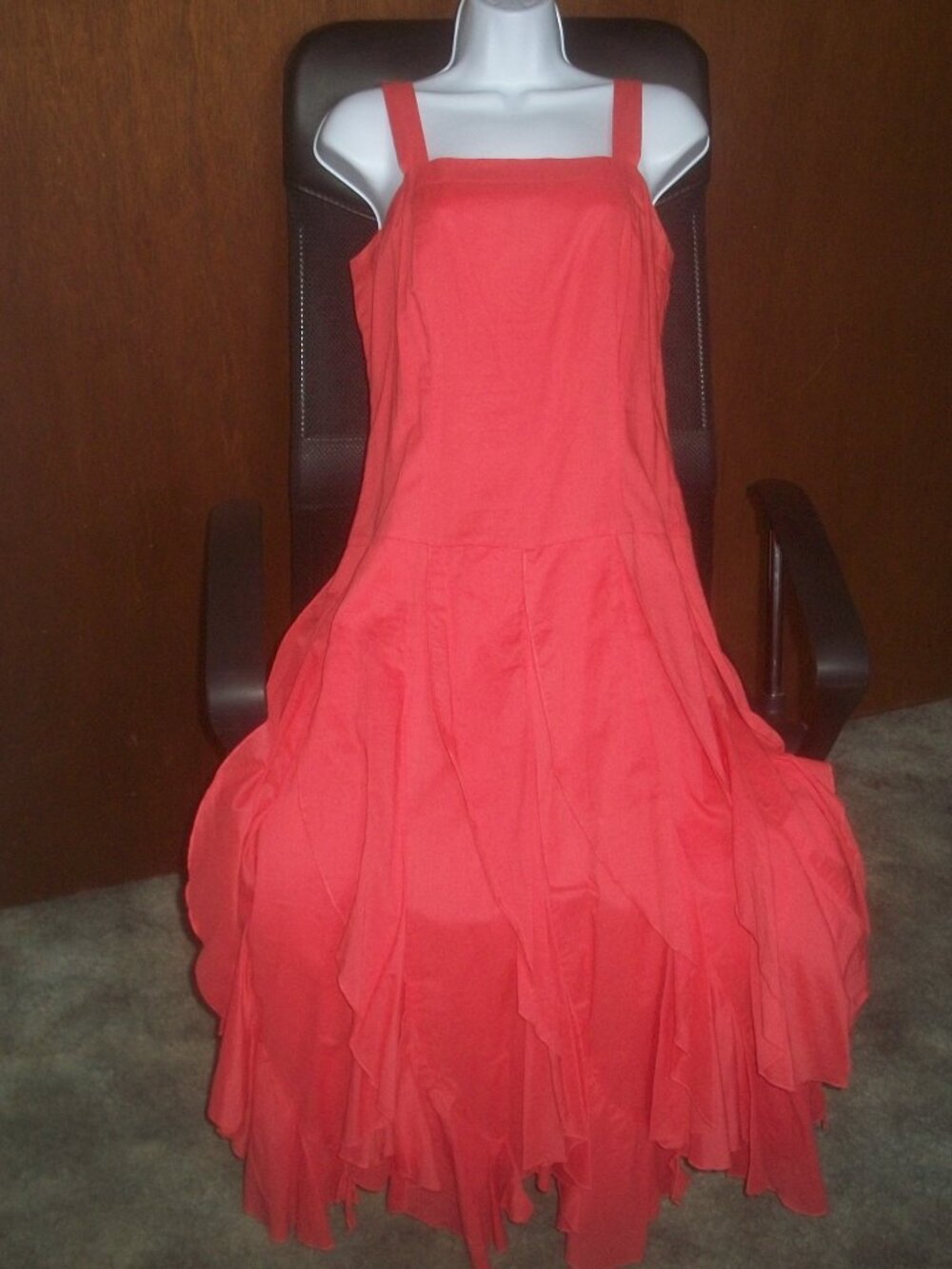 womens waterfall ruffled dress. midi.below knee.size 6. small
